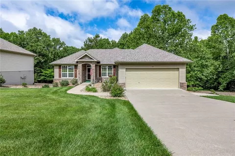 13 Glenbrook Ln, Bella Vista, AR 72715