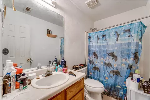 Bath - 3575 Larch Pl, Springdale, AR 72764 photo 1 of 1