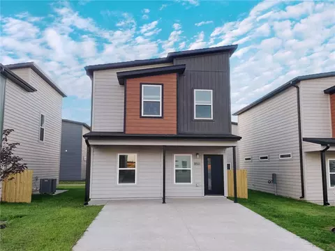 850 Massachusetts Ave, Centerton, AR 72719