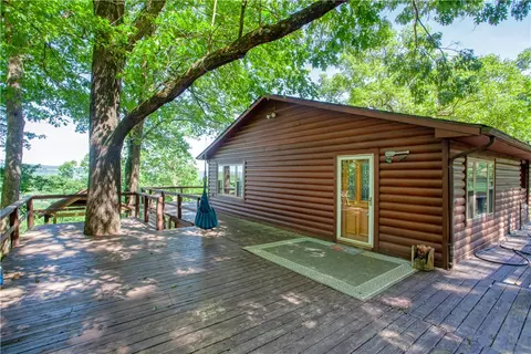 11018 Locust Mtn, Mountainburg, AR 72946