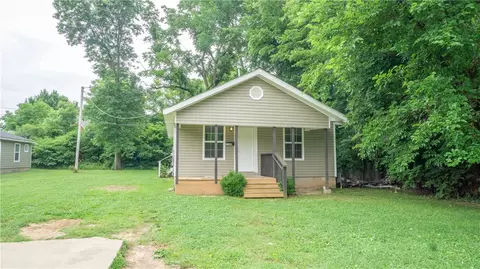 1105 Highland Ave, Springdale, AR 72764