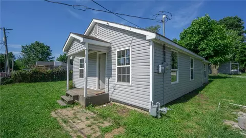 510 Owenby St, Springdale, AR 72764