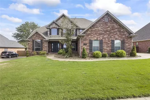 1705 NW Windham Ave, Bentonville, AR 72712