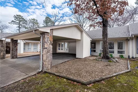 17 Mellor Ln, Bella Vista, AR 72715