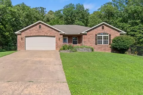352 Madison 7343, Huntsville, AR 72740