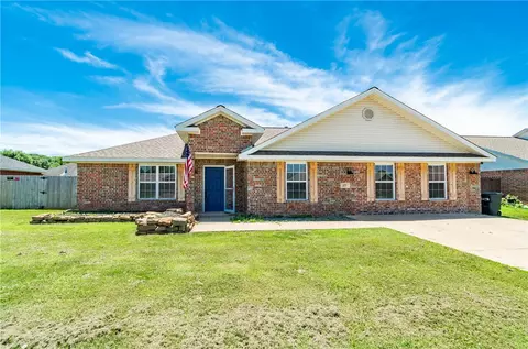 477 Harness Ln, West Fork, AR 72774