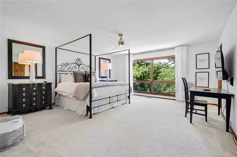 Bedroom - 9605 Summers Rd, Rogers, AR 72756 photo 1 of 5