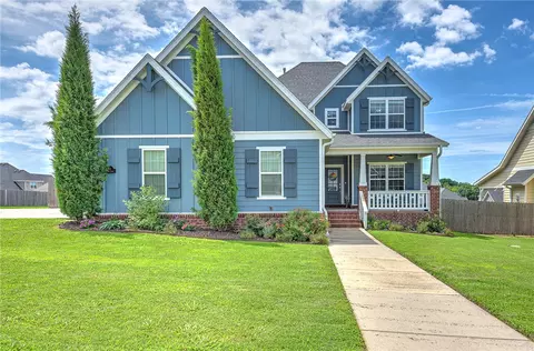 813 Charing Cross, Cave Springs, AR 72718