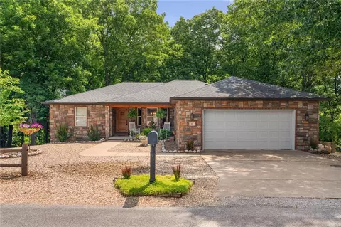 13 Ettington Ln, Bella Vista, AR 72714