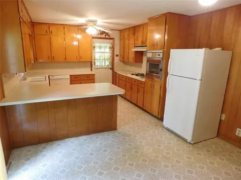 103 S Mountain St, Jasper, AR 72641 photo 5
