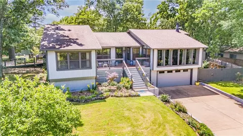 15531 Edgewood Rd, Lowell, AR 72745