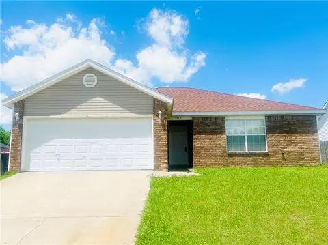 2368 Lakeside Ave, Springdale, AR 72764