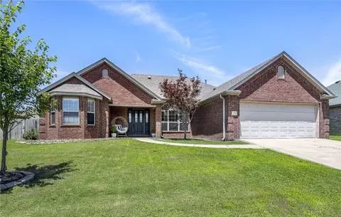 118 Skinner St, Centerton, AR 72719