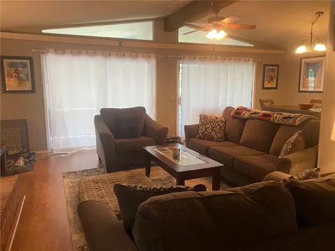 53 Lancaster Dr, Bella Vista, AR 72715