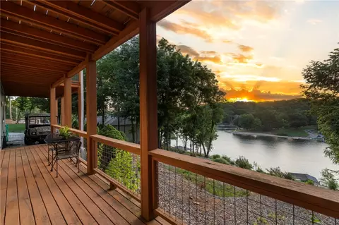 45 Portsmouth Dr, Bella Vista, AR 72715
