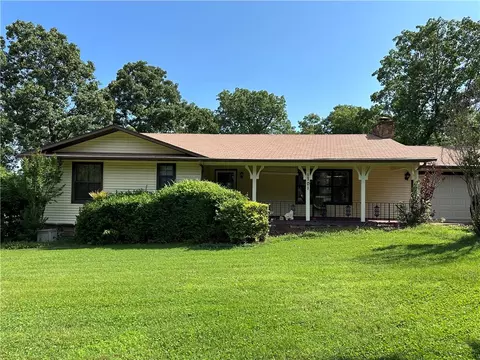 1701 E First St, Mountain Home, AR 72653