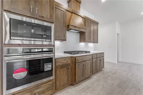 2385 Buckside St, Springdale, AR 72762 photo 7