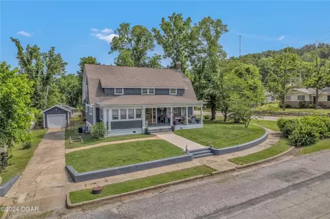 307 E Beaver St, Anderson, MO 64831