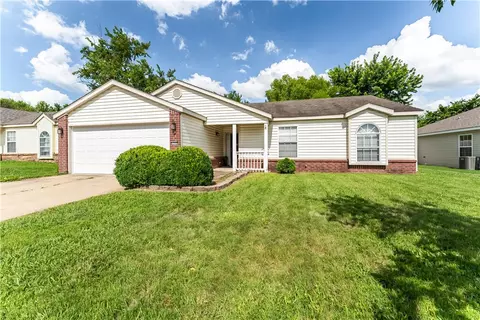 1205 Tunbridge Dr, Bentonville, AR 72712