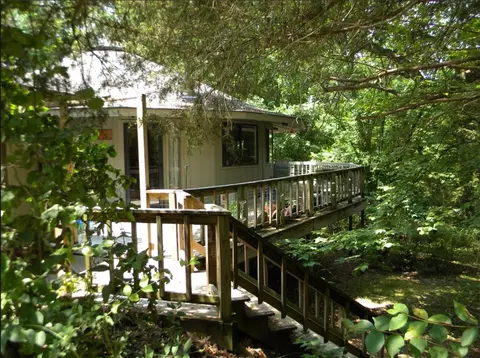 16193 Pin Oak Rd, Fayetteville, AR 72704