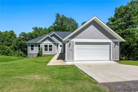 92 Witherby Dr, Bella Vista, AR 72714