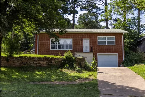 8689 Madison 5551 St, Huntsville, AR 72740