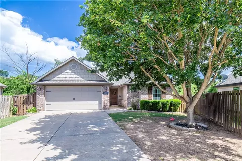 1100 W Cunningham Ave, Rogers, AR 72758