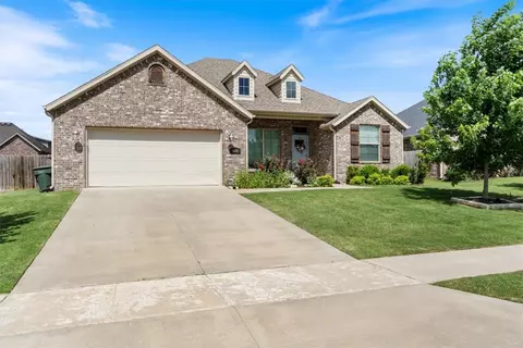 1649 Bayberry Ave, Fayetteville, AR 72701