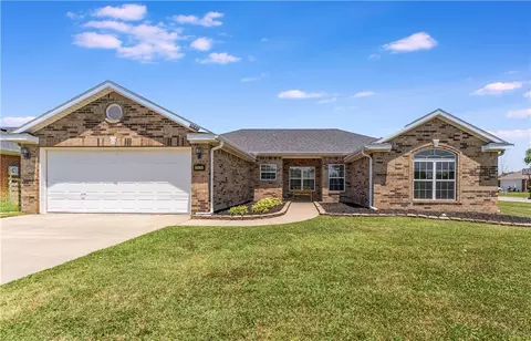 1036 Applewood Cir, Centerton, AR 72719