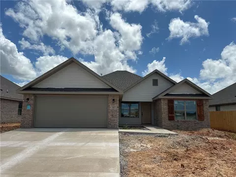321 Palm St, Centerton, AR 72719
