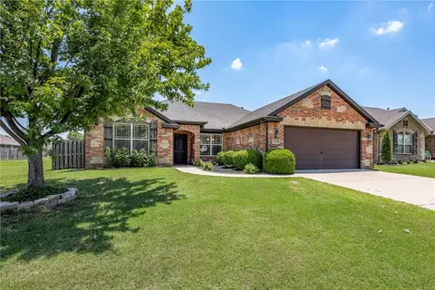 6307 S 38th St, Rogers, AR 72758