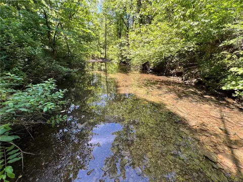 Undisclosed, Leslie, AR 72645