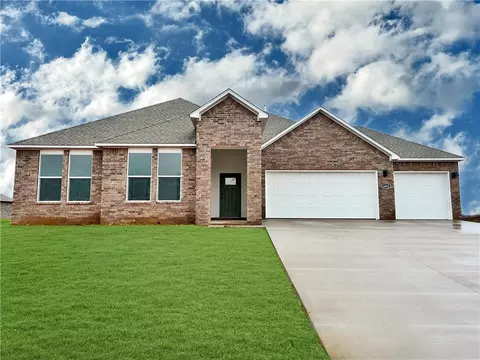6002 E Sugarloaf St, Siloam Springs, AR 72761