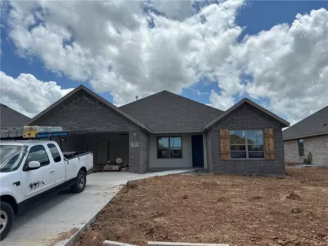 301 Palm St, Centerton, AR 72719