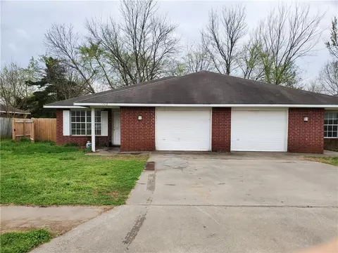 1341 E 1343 E Fairlane St, Fayetteville, AR 72701