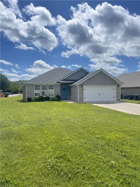 2 Fairway # C, Holiday Island, AR 72631