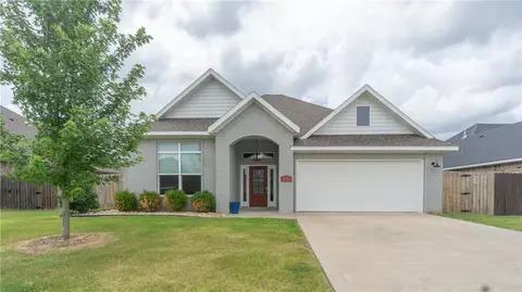 425 N Drywood Creek Dr, Fayetteville, AR 72704