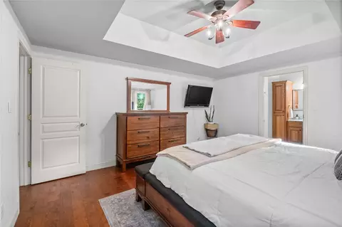 Bedroom - 18743 E Pinebrooke Dr, Garfield, AR 72732 photo 1 of 6