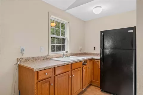 Kitchen - 18743 E Pinebrooke Dr, Garfield, AR 72732 photo 5 of 5
