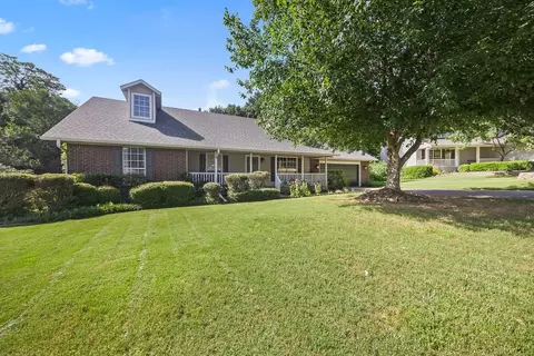 1931 Harold St, Fayetteville, AR 72703