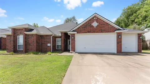 805 Palisades Ave, Springdale, AR 72764