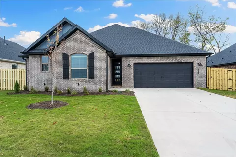 1600 Christman St, Pea Ridge, AR 72751