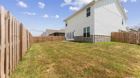 Exterior - 2160 Periwinkle Pl, Centerton, AR 72719 photo 5 of 7