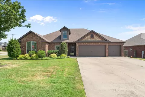 4201 SW Beech Ln, Bentonville, AR 72712
