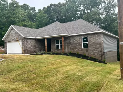 5 Hastings Ln, Bella Vista, AR 72714