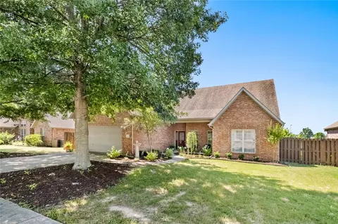 4219 W Kynleigh Pl, Fayetteville, AR 72704