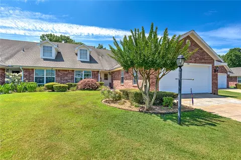 12008 Edgewater Rd, Fort Smith, AR 72903 photo 2