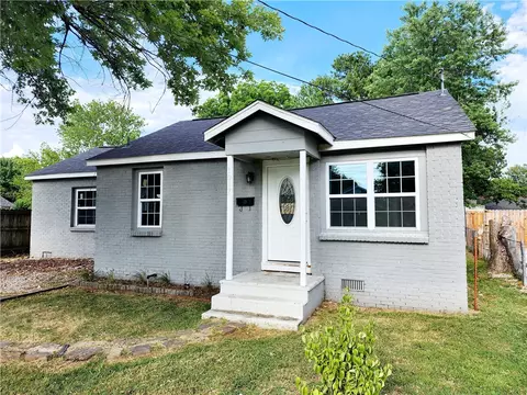 1017 Mill St, Springdale, AR 72764