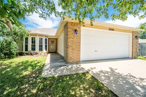 2540 W M B Franklin Ave, Pea Ridge, AR 72751