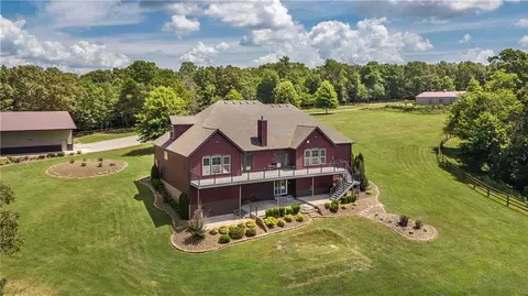 14443 N Ua Beef Farm Rd, Fayetteville, AR 72704